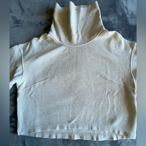 Lululemon Ribbed Funnel Neck Pullover - Picture 9 of 11